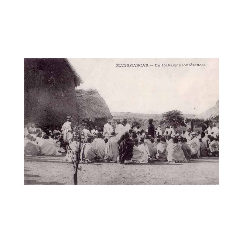 MADAGASCAR - Un Kabary (Conférence)