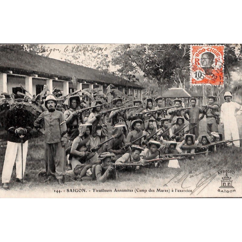 SAIGON - Tirailleurs annamites (Camp des Mares) à l'exercice