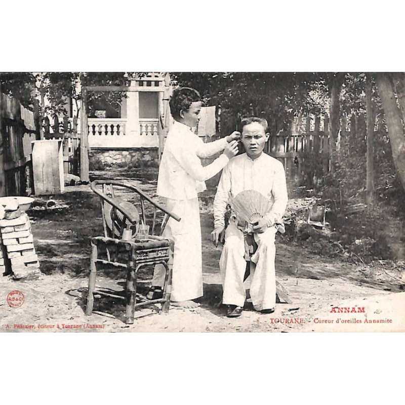 TOURANE - Cureur d'oreilles annamite