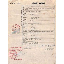 Hué 1975 timbre fiscal local 10 $ bleu turquoise sur document